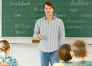 افضل معلم لغة انجليزية للمرحلة الابتدائية في السعودية